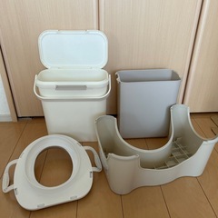 【3点セット】子ども用便座、トイレ用ステップ、おむつ用ゴミ箱の画像