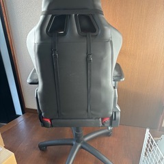 MDRACINGゲーミングチェアの画像