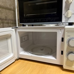 電子レンジ、トースターセットの画像