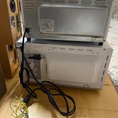 電子レンジ、トースターセットの画像