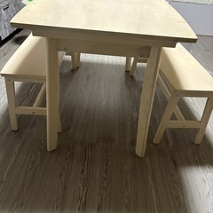 ニトリ　ダイニングテーブルセットの画像