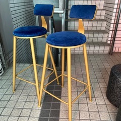 カウンターチェアー
の画像