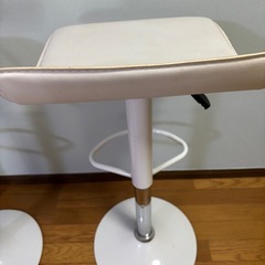 昇降式カウンターチェア 2脚セット の画像