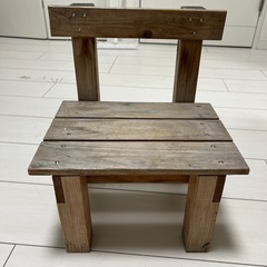 子供用椅子の画像