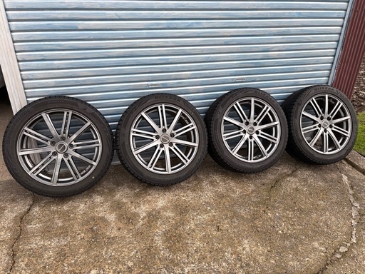 バルミナ　18インチアルミ　スタッドレス４本セット　235/45R18 VRX2 カムリ