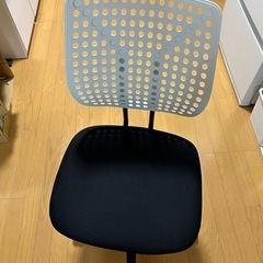ニトリ　オフィスチェア　椅子　イス　勉強机　キャスター デスクチェアの画像