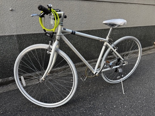 353番　全車両格安販売‼️ 700c 変速　クロスバイク