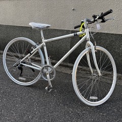 353番　全車両格安販売‼️ 700c 変速　クロスバイクの画像
