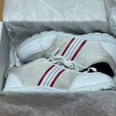 🌸激安🌸使用数回の美品！ナースシューズ 24.5cm の画像