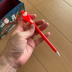 クリスマス小物入れ　サンタ黒ペンの画像