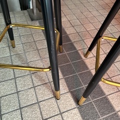 カウンターチェアーの画像