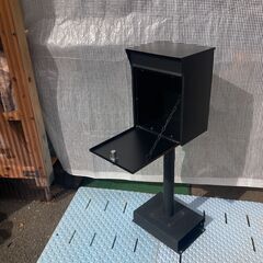 お譲りします！ 玄関のおしゃれに！ スタンドポスト（中古・Aランク）の画像
