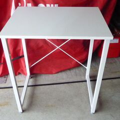 ☆作業用テーブル(新品同様品)軽量スチール製(ホワイト)☆の画像