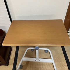 高さ調整テーブルの画像