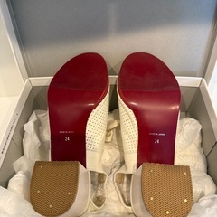 値下！TSUMORI CHISATO スニーカーサンダル 24cmの画像