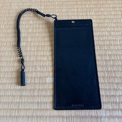 黒のクリップボード、ペンホルダー付きの画像