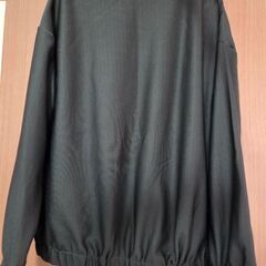 【新品】カーキ色　ブルゾン　サイズMの画像
