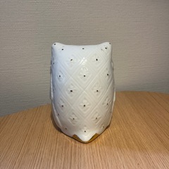 幸福。ロイヤルアーデン フクロウ 陶器。置物。インテリアの画像