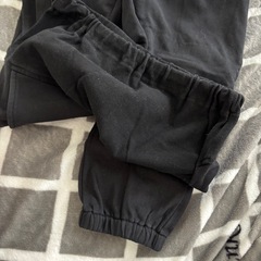 マタニティ用レギンスと運動ズボンの画像
