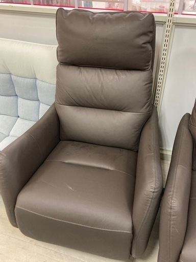 取りに来れる方限定！ニトリのリクライニングソファーです！