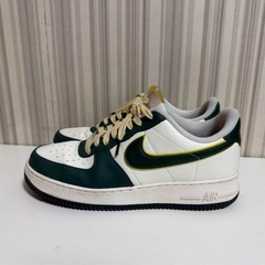 NIKE AIR FORCE 1 07 LV8 エアフォースの画像
