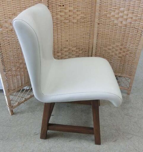 回転チェア アイボリー系 モリシゲ PVC 合皮 ダイニングチェア 回転椅子 白系 ベージュ系 木製脚 360度回転 MORISHIG