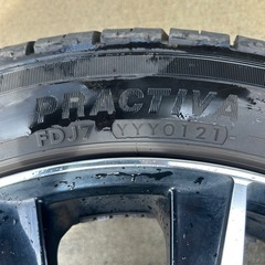 18インチ　225/45R18の画像
