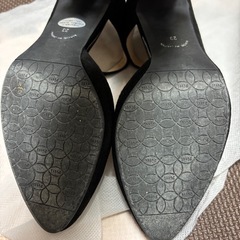 ｐｉｔｔｉ　パンプス　23㎝の画像