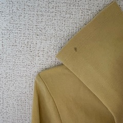 UNIQLO 長袖Tシャツの画像