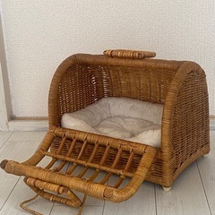ラタン籠 子猫・子犬用キャリーの画像