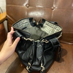 FURLA トートバッグ【ブラック本革】の画像