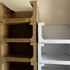 ダンボール棚　の画像