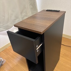 木棚　ベッドサイド　コンセント付きの画像