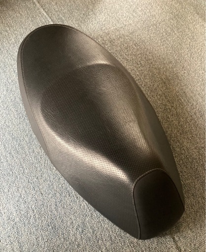 シグナスX 4型 シート 純正品 美品