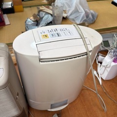 じょしつき除湿機の画像