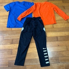 NIKE　ジャージパンツ　Tシャツ　130〜140の画像