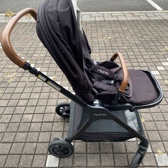 nuna triv ベビーカー　の画像