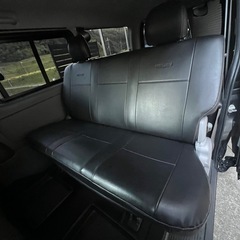 モデリスタ ハイエース用 本革調シートカバーの画像