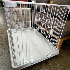 万代店 ペット用 ケージ ホワイト 犬 猫 屋根 キャスター付きの画像
