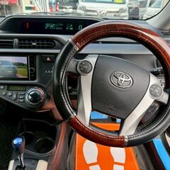 トヨタ アクア プッシュスタート バックカメラ ナビ・TV スマートキー Bluetooth再生 ハイブリッド車の画像