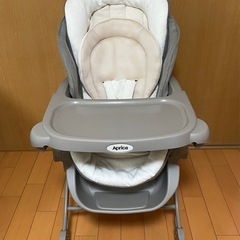 ［取引中］Aprica アップリカ  ハイローベッド＆チェア 　ユラリズム オートの画像