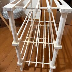 木の棚の画像