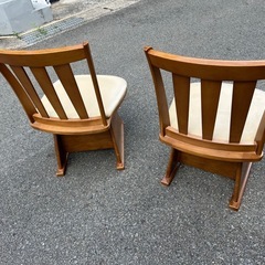 💕イス　2脚の画像