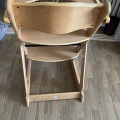 カトージ　子供用いすの画像