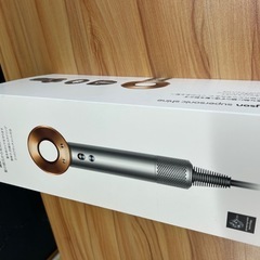 【ヘアドライヤー】Dyson supersonic shine HD15 引き取り限定　転売OK　倒産品　まとめ売り　ネット商材　アマゾン引き上げ商品　メルカリ　副業　の画像