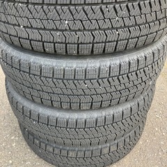 21年製 155/65r14 スタッドレス　ホイール付きの画像