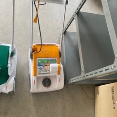 マキタ　　RYOBI  芝刈器(動作確認済み)の画像