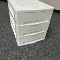 本棚2台and小物入れ、差し上げます。の画像