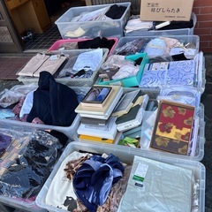洋服や布地他の画像