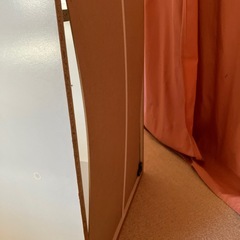白のカラーボックスの画像